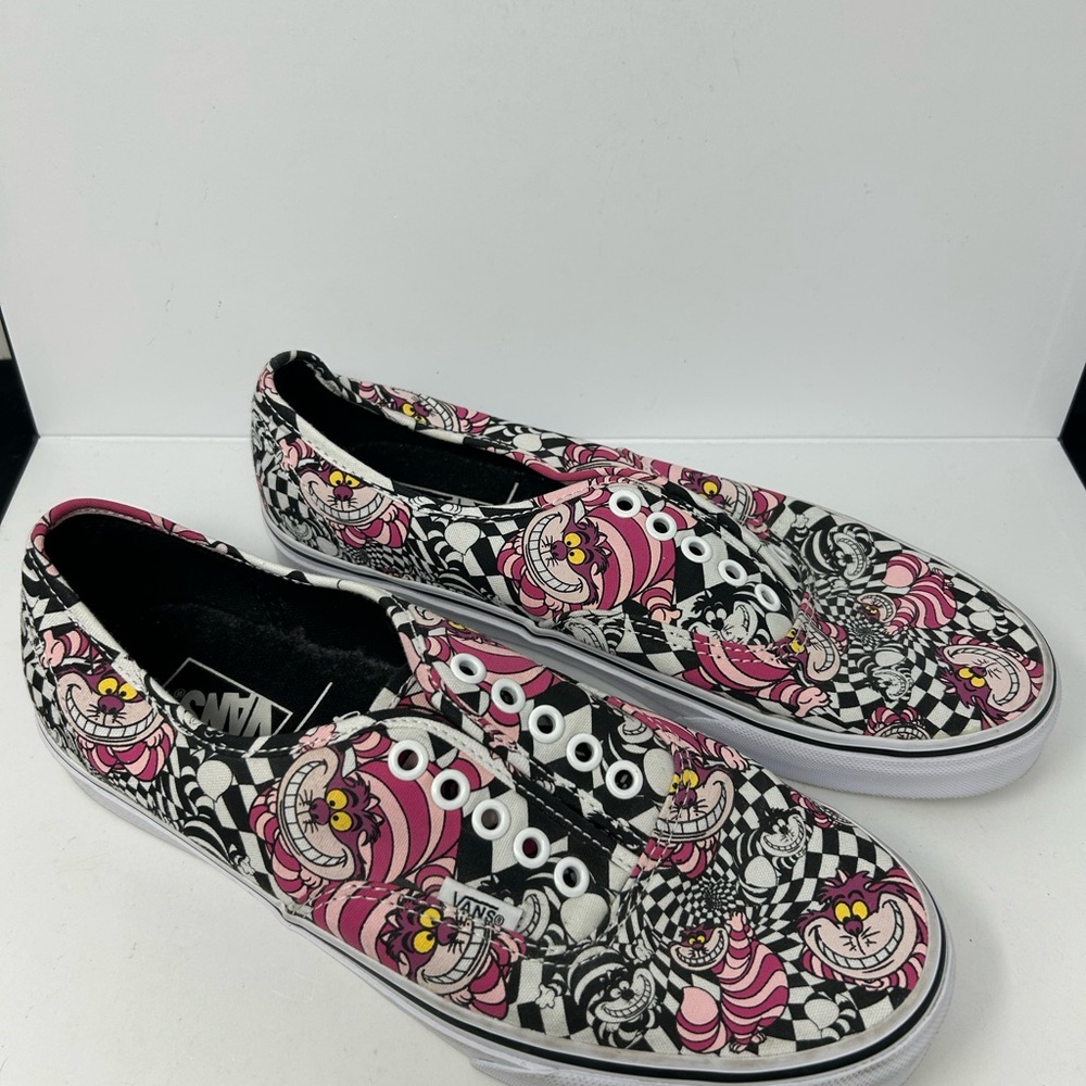 Disney Alice in Wonderland men shoes size 8 woman’s 9.5